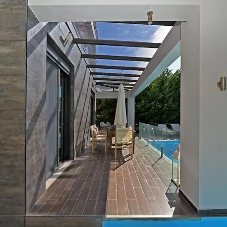 Sani Aqua بيت للعطل باراليا ساني